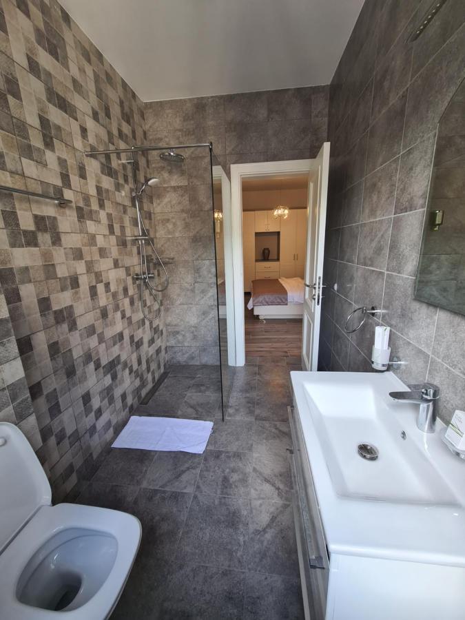 Rustico Apartments 티바트 외부 사진