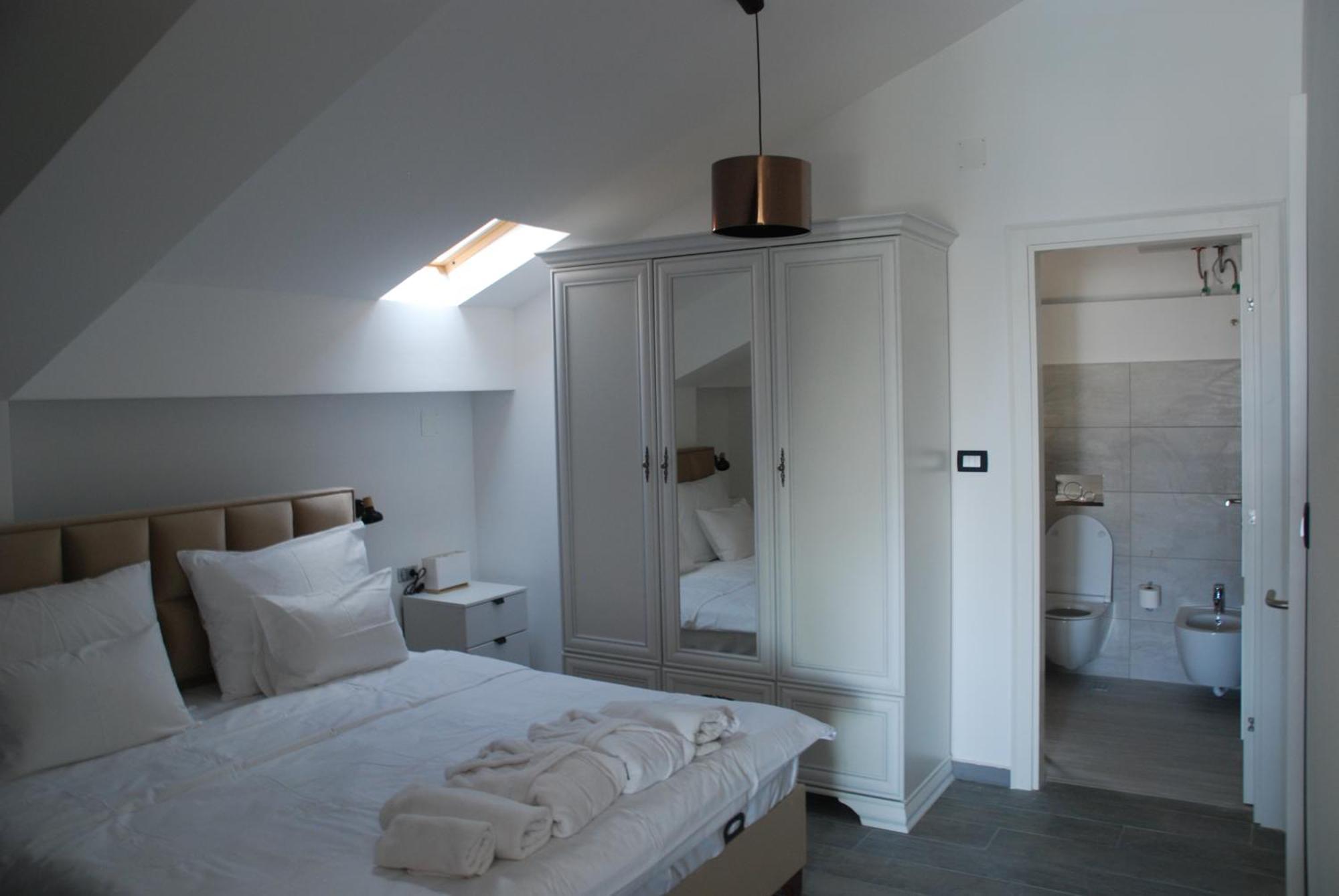 Rustico Apartments 티바트 외부 사진