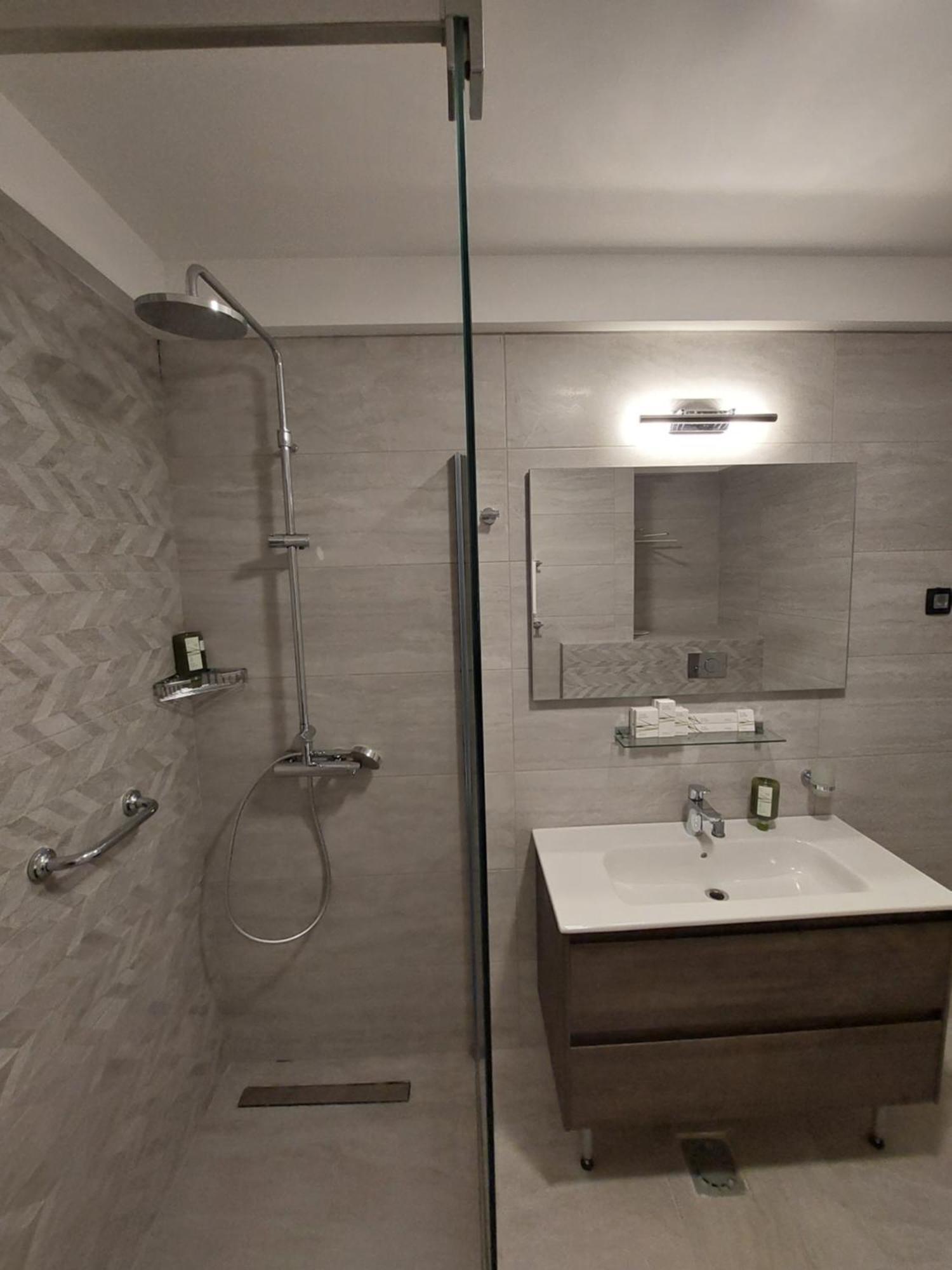 Rustico Apartments 티바트 외부 사진
