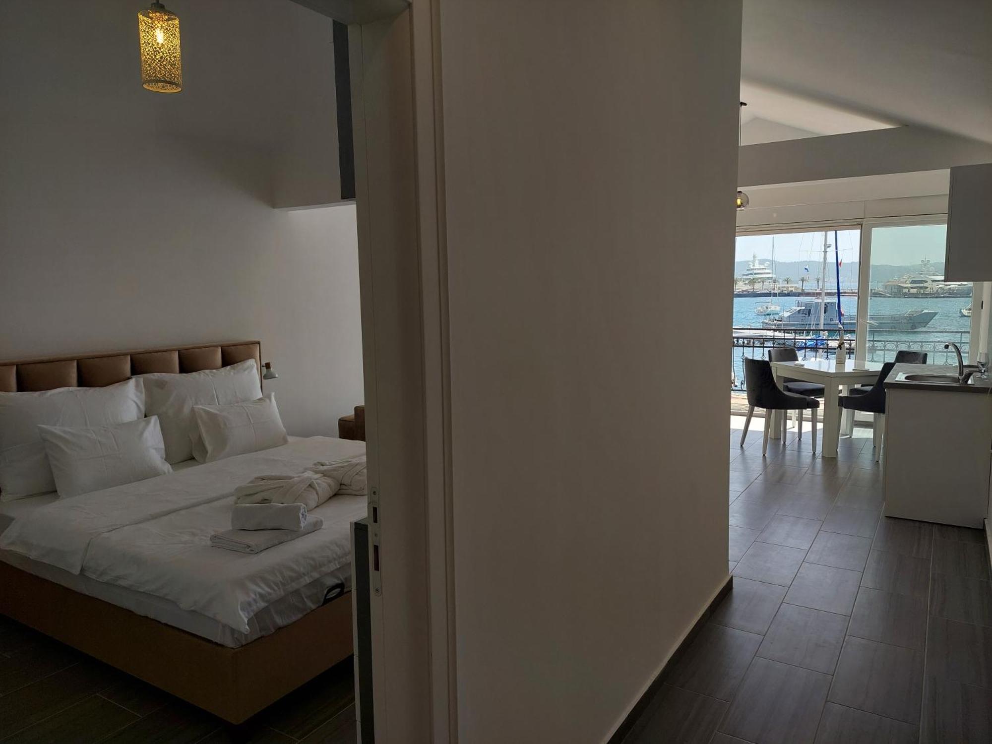 Rustico Apartments 티바트 외부 사진